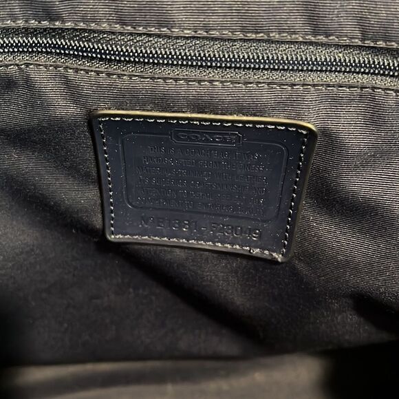 Coach Canvas Signature Handbag - Picture 4 of 4